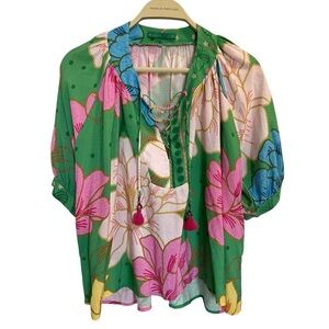 Munny Floral Green Women's Short‎ Sleeves Top Size S